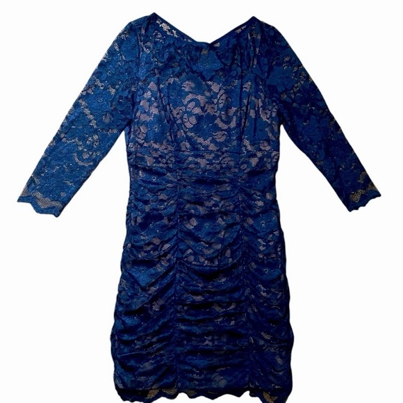 Eliza J Blue Nude Floral Lace Overlay Ruched Flattering 3/4 Sleeve Sheath Dress - Picture 1 of 11